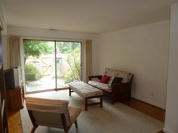 401 N Hamilton St, Richmond, VA 23221