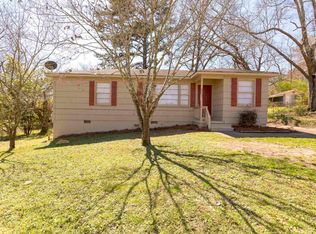 217 Lake Drive Cir NE, Birmingham, AL 35215