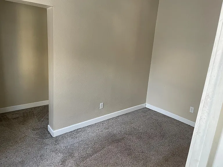 Unit Photo