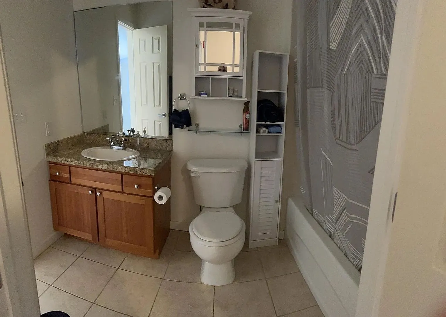 Stunning Flatiron Views | Spacious One Bedroom in Central Boulder — Photo 2