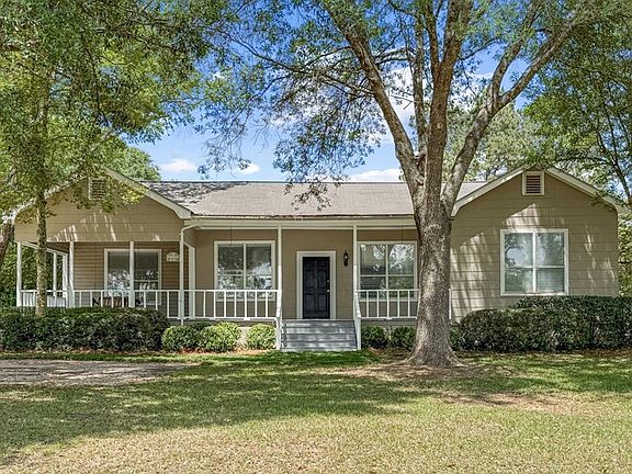 2nd image of 2367 Mimosa Dr