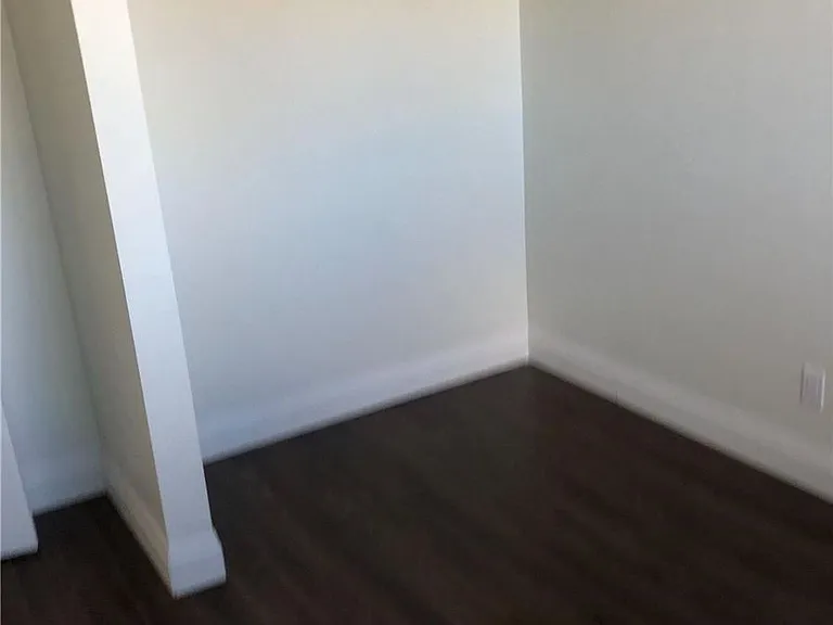 2295 Marine Dr #8 — Photo 19