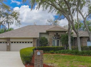 2807 Clubhouse Dr, Plant City, FL 33566