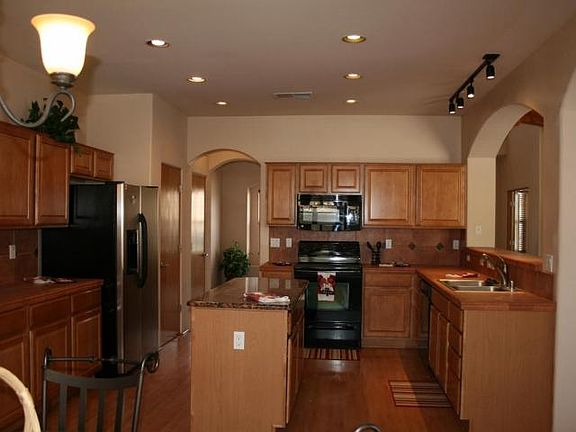 3rd image of 7312 Anton Cir NE