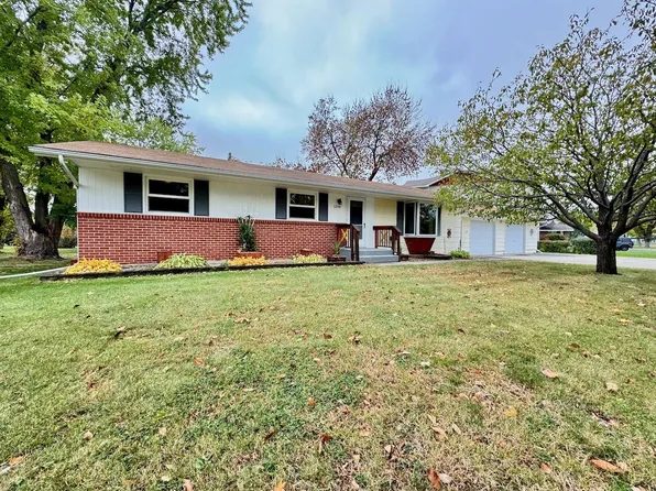 1208 Somerset Rd, Fergus Falls, MN 56537