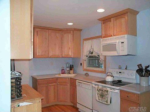 3rd image of 4019 Wicks Ave