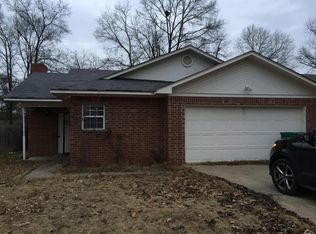 1407 E 13th St, Russellville, AR 72802