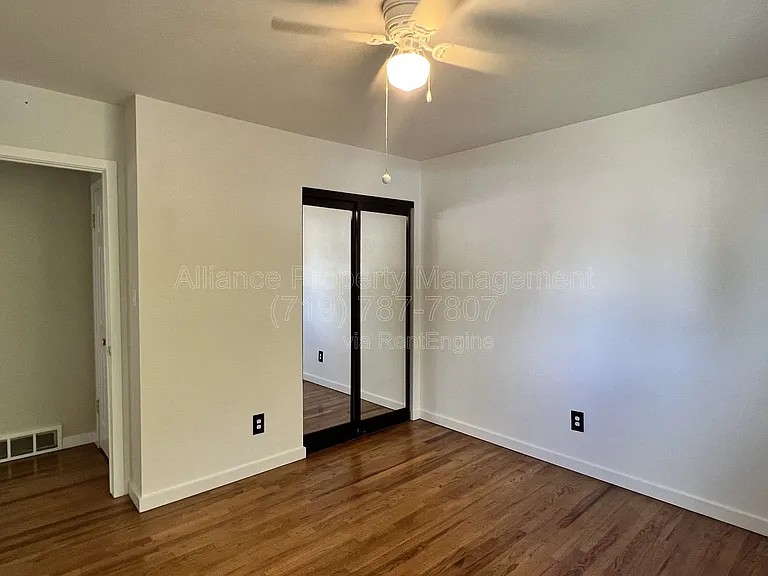 514 Catalina Dr — Photo 19