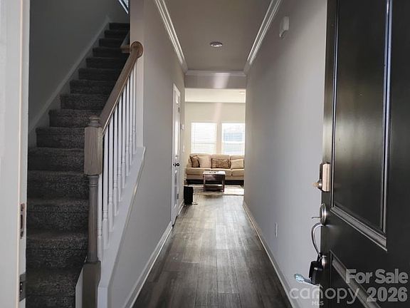 4th image of 1017 Jeffery Dean Ct
