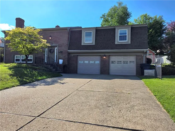 2130 Lebanon Dr, McKeesport, PA 15135
