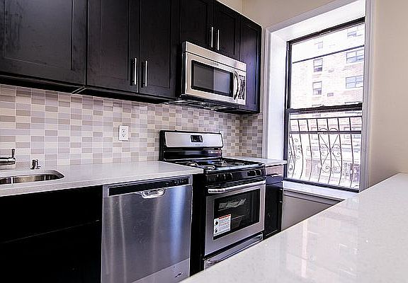 4th image of 104 Marcus Garvey Blvd Floor 3