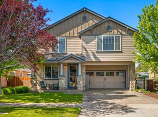 2910 NE Jackdaw Dr, Bend, OR 97701