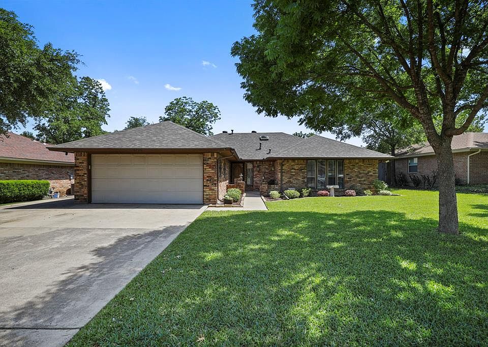 1st image of 6720 Riviera Dr
