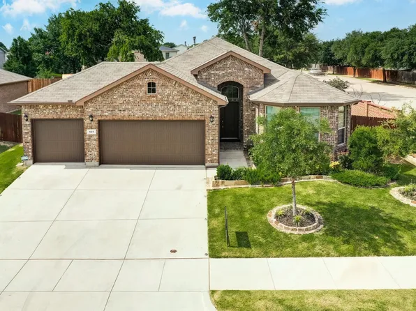 601 Redding Dr, Saginaw, TX 76131