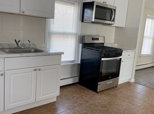 2 Pine St #798, Montclair, NJ 07042