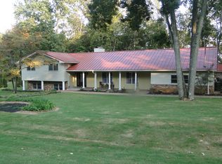 12004 Rockcliff Dr NW, Huntsville, AL 35810