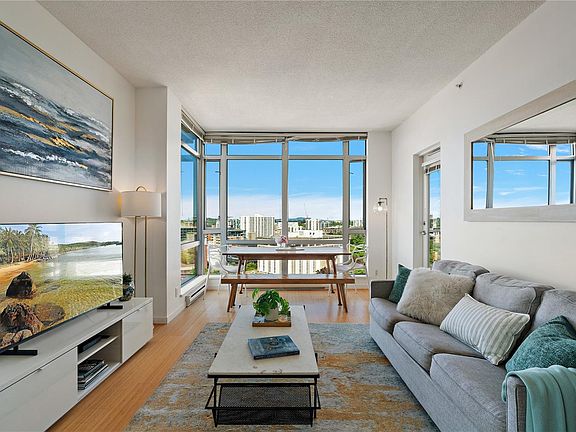 4th image of 751 Fairfield Rd #2001