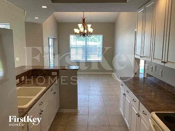 5th image of 414 Anchor Way