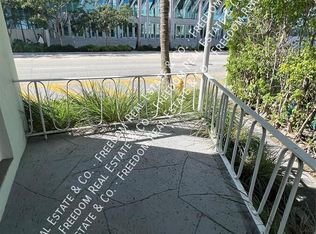 1925 Washington Ave, Miami Beach, FL 33139