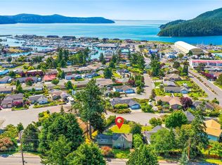 5712 Sugarloaf St, Anacortes, WA