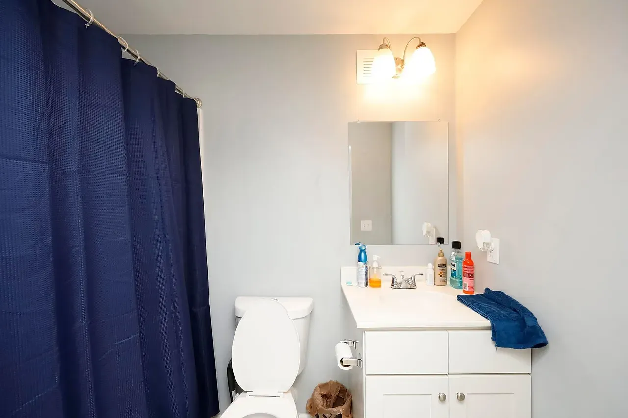 3 bed, 1750 sqft, $3,650 — Photo 3