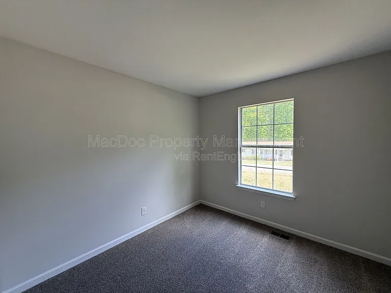 10910 Chesterwood Dr — Photo 20