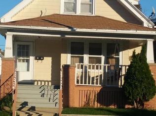 1012 S 35th St, Milwaukee, WI 53215