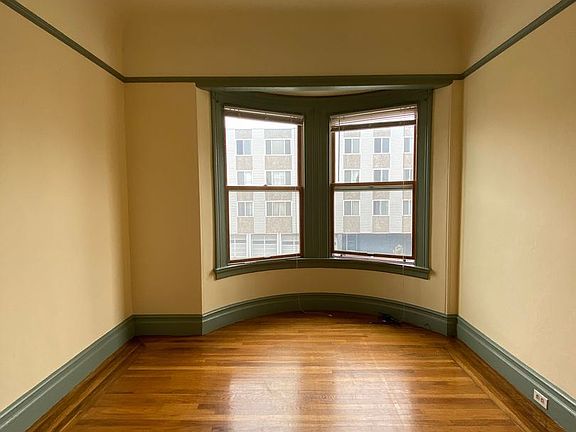 2nd image of 1036 Clement St