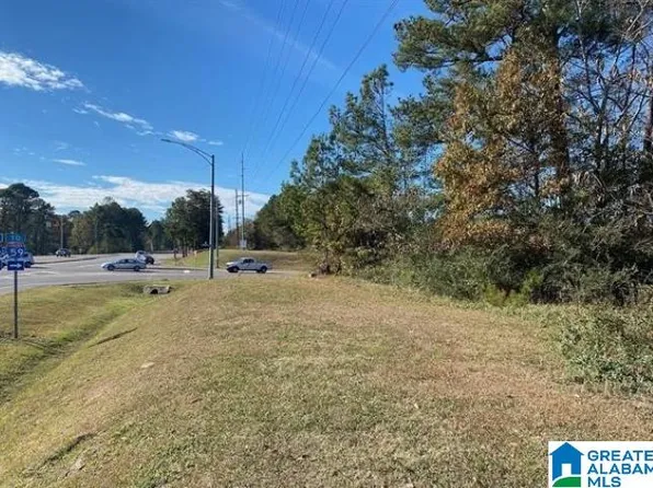 640 9th Ave SW #640, Bessemer, AL 35022