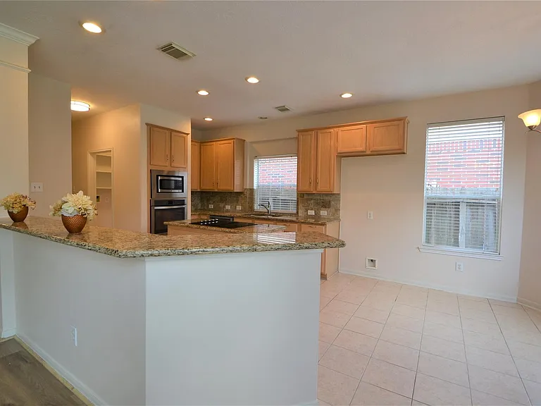 5007 Bellmead Dr — Photo 13
