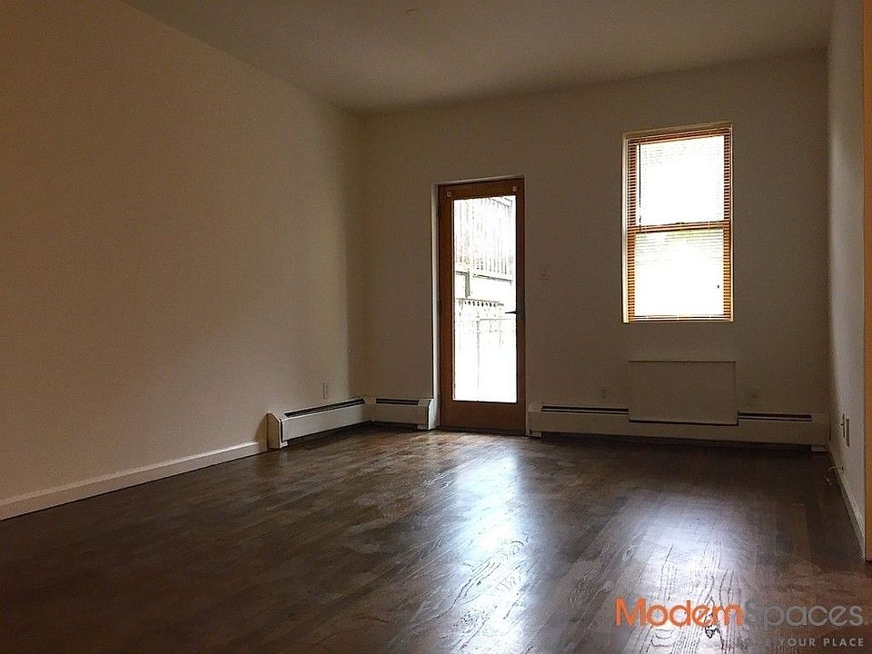 2nd image of 1049 48th Ave APT 3R