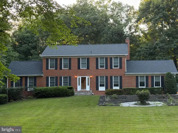 1 Rolling Rd, Stafford, VA 22556