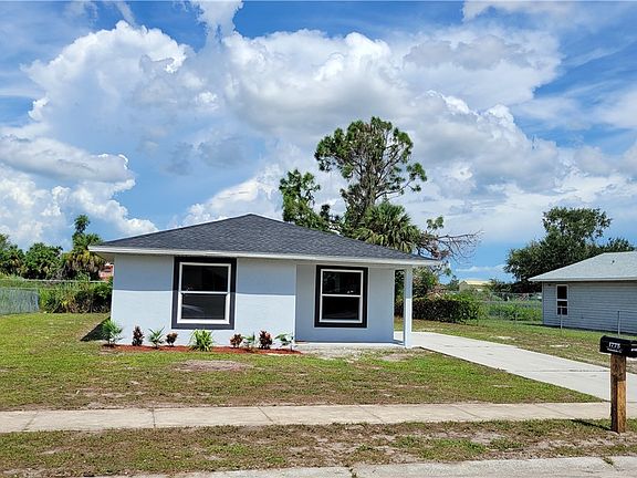 2nd image of 1775 Palmdale Ct
