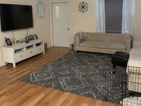 2nd image of 1703 E Mulberry Dr APT A