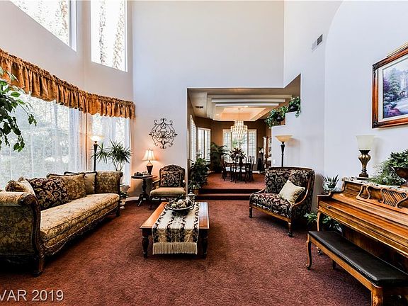 3rd image of 8061 Obannon Dr