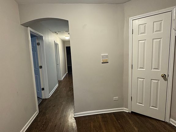 3rd image of 6842 S East End Ave #2