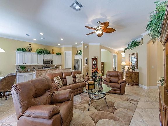 4th image of 6070 Highwood Park Ln