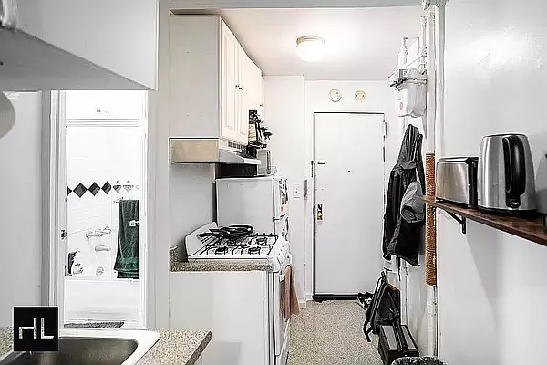 Rented by Highline Residential | media 6