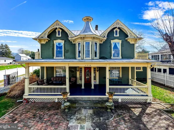 138 E Main St, Luray, VA 22835