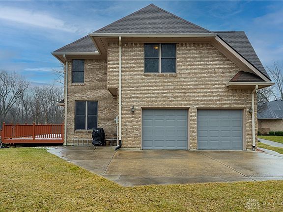 4th image of 2442 Greystone Ln
