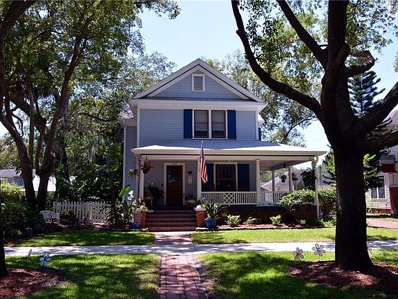 2nd image of 908 Magnolia Ave