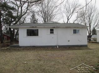 4879 Beckwith St, Millington, MI 48746