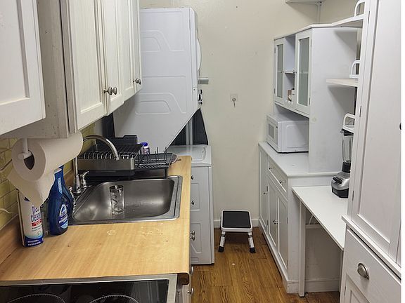 2nd image of 3418 Charles Ave