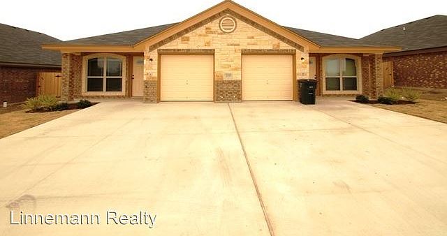 1st image of 405A Sladecek Dr