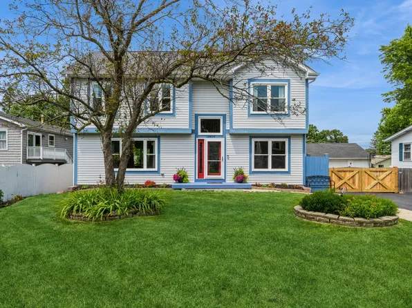 18864 W Deerpath Rd, Grayslake, IL 60030