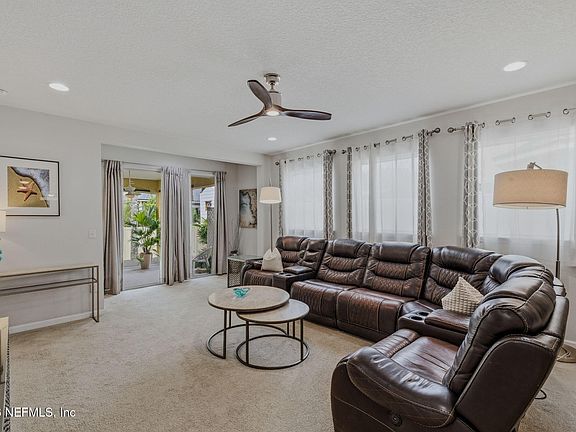 4th image of 411 CITRUS RIDGE Drive