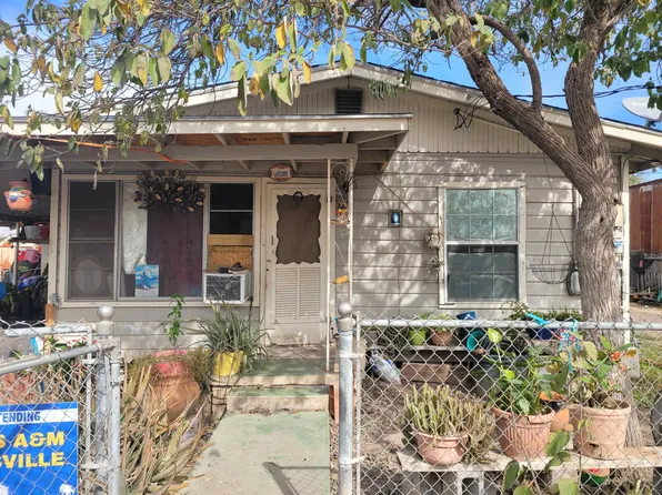 418 Scott St, Laredo, TX 78040
