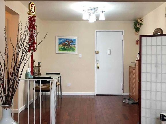 4th image of 13815 Franklin Ave APT 308