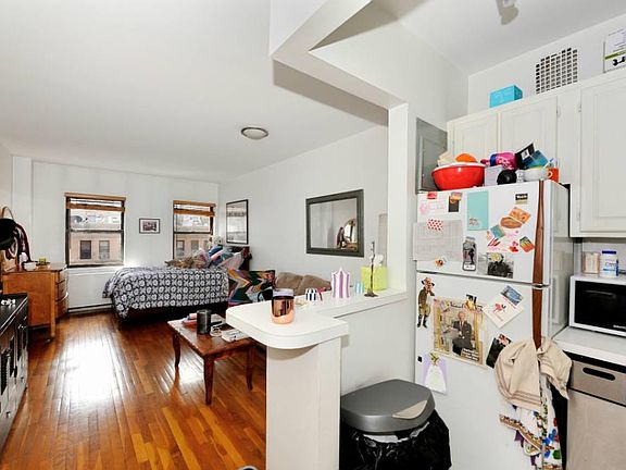 2nd image of 186 W 80th St APT 5E