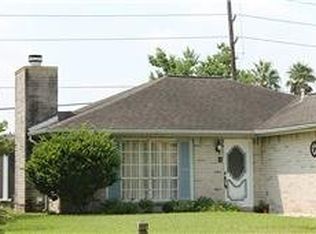 3002 S Peach Hollow Cir, Pearland, TX 77584